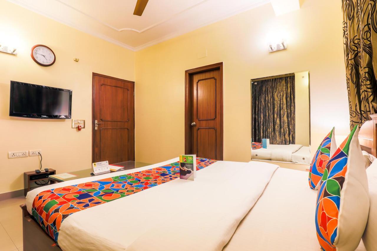 Fabhotel Kashish Residency Sector 26 Noida Exteriér fotografie
